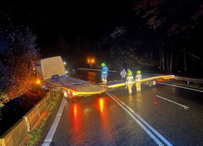 Laweta blokuje drogę krajową numer 8. Kierowcy muszą jechać objazdem
