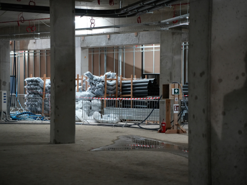 Kiedy Nowy Szpital Onkologiczny przyjmie pacjentów? Placówka za 1,5 mld złotych rośnie w oczach [ZDJĘCIA] - 26