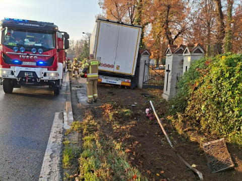 Dwa poranne zdarzenia na dolnośląskich trasach. Utrudnienia na DK8 i DK33 - 3
