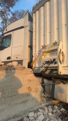 Dwa poranne zdarzenia na dolnośląskich trasach. Utrudnienia na DK8 i DK33 - 4