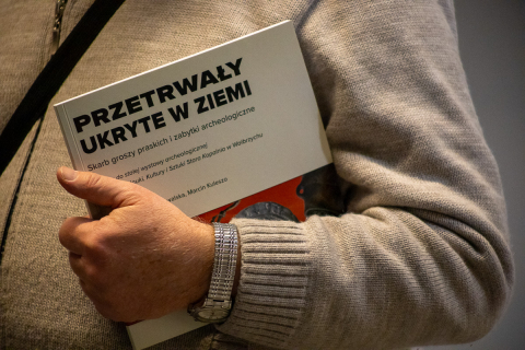 Wystawa archeologiczna w Starej Kopalni odświeżona. Wydano także katalog - 1