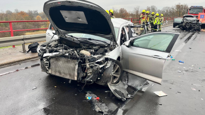 Duże utrudnienia na granicy w Jędrzychowicach. Autostrada zamknięta po wypadku, jedna osoba nie żyje - 1