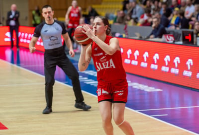 Triumf Polek na inaugurację eliminacji