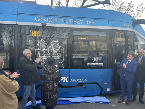 MPK upamiętniło Wojciecha Jerzego Hasa. Wrocław wyróżnił wybitnego reżysera - 1