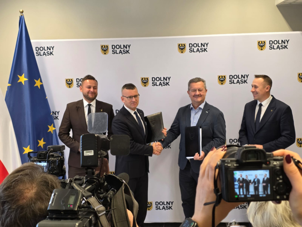 Koleje Dolnośląskie powiększają flotę Elfów. Nowe pociągi wyruszą w trasę - Więcej Elfów, więcej połączeń – Dolny Śląsk z rekordową flotą pociągów