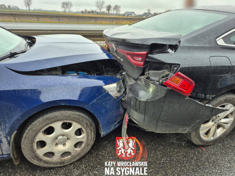 Dwa zderzenia na autostradzie A4. Duże utrudnienia w okolicach Wrocławia [ZDJĘCIA] - 3
