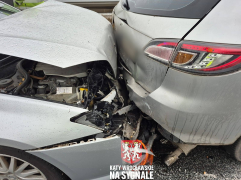 Dwa zderzenia na autostradzie A4. Duże utrudnienia w okolicach Wrocławia [ZDJĘCIA] - 5