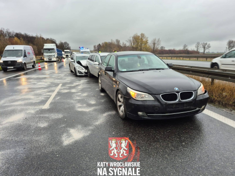 Dwa zderzenia na autostradzie A4. Duże utrudnienia w okolicach Wrocławia [ZDJĘCIA] - 7