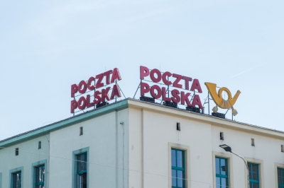 Koniec z papierowymi awizami - zastąpią je e-Doręczenia. Zmiany są coraz bliżej
