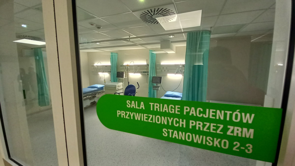 Czad, wychłodzenie i upadki. Eksperci ostrzegają przed zimowymi zagrożeniami - Dolnośląskie SOR-y przyjmują wielu pacjentów po upadkach, a także tych z objawami hipotermii oraz zatrucia czadem.