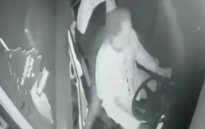 Brutalne ataki na kierowc&oacute;w MPK. Sprawca użył gazu pieprzowego [WIDEO]