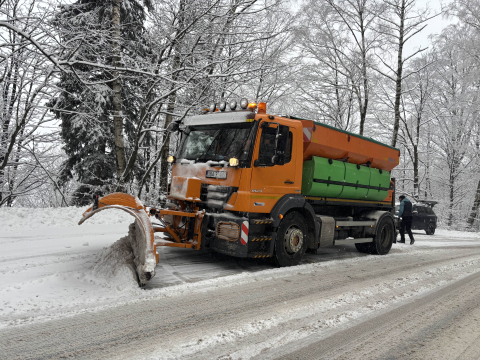 "Szklanka" na drogach Dolnego Śląska. Około 13 tysięcy osób bez prądu [RAPORT] - 18
