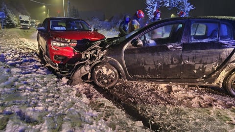 "Szklanka" na drogach Dolnego Śląska. Około 13 tysięcy osób bez prądu [RAPORT] - 10