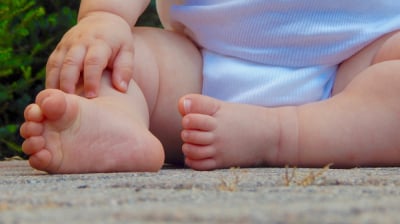 Podduszała rocznego syna. Nagrania wysyłała ojcu dziecka, chcąc zmusić go do powrotu