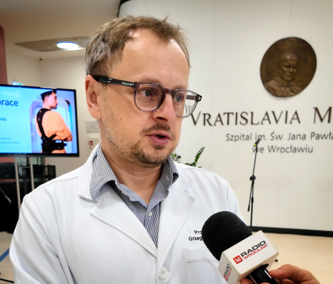 To pierwsza taka kamizelka na świecie! Pacjenci wyjdą do domu, ale... będą pod kontrolą lekarza - 4