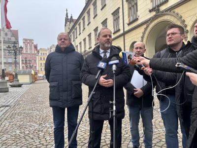 Wrocław: PiS szuka kandydata na prezydenta "ponad podziałami". Ma łączyć r&oacute;żne środowiska