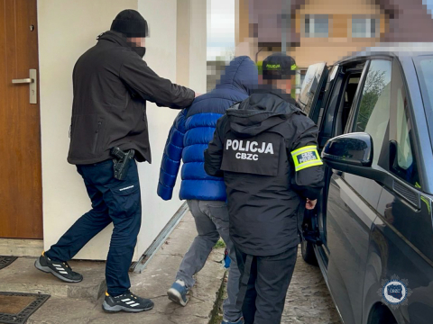 Największa operacja uderzająca w pedofilów, wstrząsające szczegóły. W akcji policjanci z Wrocławia - 2