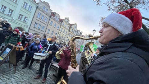 Świąteczny blask w stolicy Karkonoszy. Mikołaj przybył w kolumnie jednośladów - 2