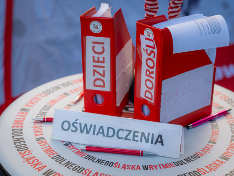Bieg Mikołajkowy Radia Wrocław! Byliśmy we wrocławskim Parku Tysiąclecia [ZDJĘCIA] - 6