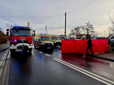 Tragedia w Polkowicach. Ratownicy walczyli o życie kierowcy przez 50 minut