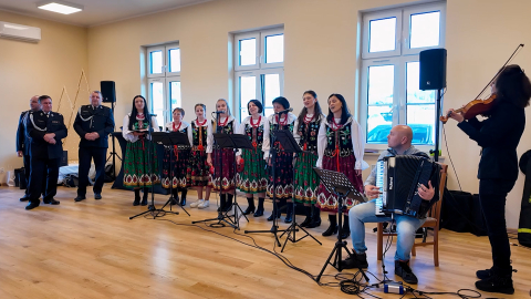 W Idzikowie powstało centrum życia społecznego. Dom Kultury połączono z remizą - 3
