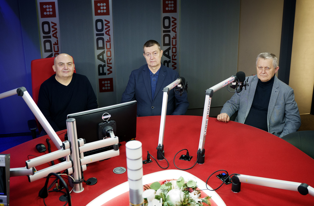 Różne punkty słyszenia: Amerykański parasol się zamyka. Europa nie jest jednak bezbronna - Poniedziałkowa publicystyka w Radiu Wrocław