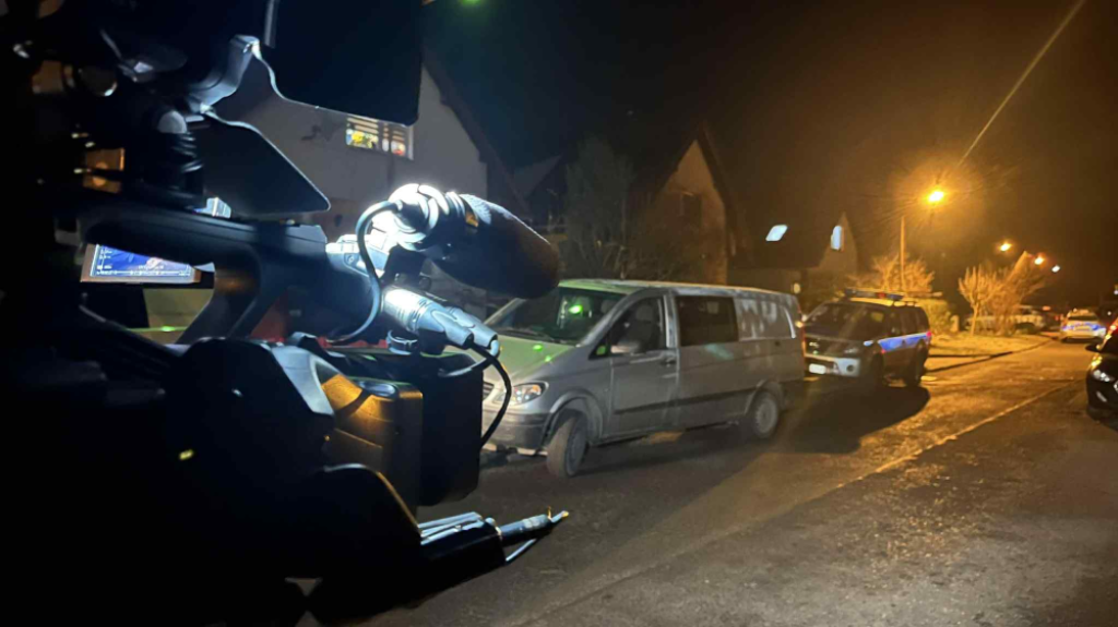 Policja bada śmierć 12-latki w Jeleniej Górze. Zatrzymano 14-letnią uczennicę [AKTUALIZACJA] - Jelenia Góra. Przy ul. Wyspiańskiego znaleziono ciało 12-letniej dziewczynki