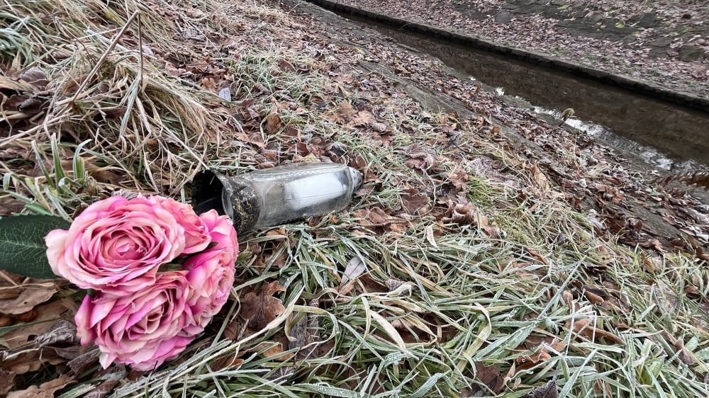Zabójstwo w Jeleniej Górze. Ogłoszono żałobę w dniu pogrzebu 11-latki - Zabójstwo w Jeleniej Górze. Ogłoszono żałobę w dzień pogrzebu 11-latki.