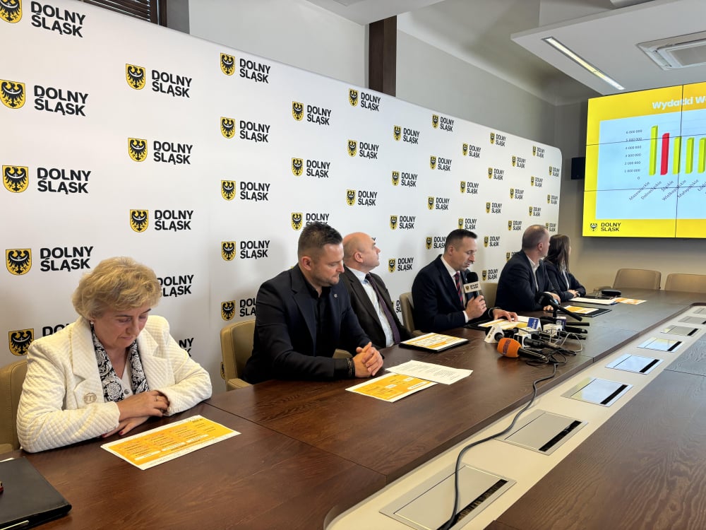 Budżet Dolnego Śląska 2026: Prawie 5 mld zł na inwestycje i ochronę zdrowia - Prawie 5 mld zł na przyszłoroczne wydatki województwa dolnośląskiego
