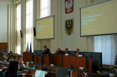 Uchwalono budżet Dolnego Śląska. W przyszłym roku duże wydatki na transport i infrastrukturę