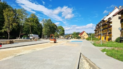 Trwa remont Nadbrzeżnej w Stroniu Śląskim. Będzie przejezdna jeszcze przed świętami