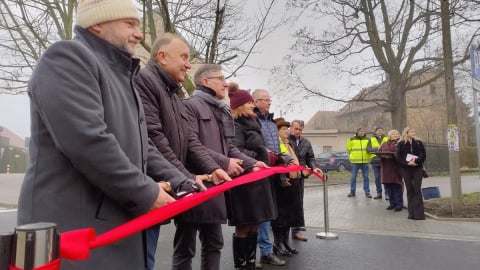 Świąteczny prezent dla kierowców z Prochowic. Ulica Wrocławska otwarta po remoncie - 5