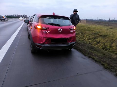 Zderzenie czterech pojazdów w kierunku Zgorzelca i zderzenie pięciu w kierunku Wrocławia. Utrudnienia na A4 - 0