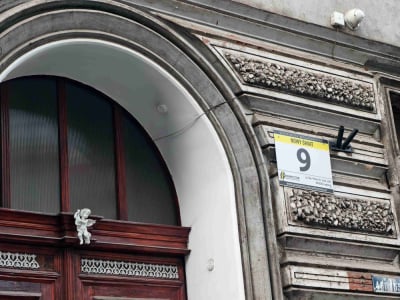 Od tygodnia marzną we własnych mieszkaniach. Odcięto im gaz po usterce