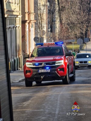 Ewakuacja Urzędu Miejskiego w Bolkowie. Do strażaków wpłynęło niepokojące zgłoszenie - 3