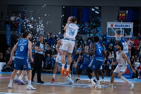 Górnik bez szans w starciu z Anwilem. Wysoka przegrana Wałbrzyszan - 4