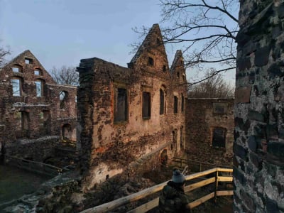 Zamek Świny poszukuje... rycerzy, giermk&oacute;w i kowali. Kasztelan chce napisać nową historię