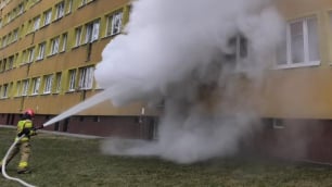 Tragiczny pożar mieszkania w Jaworze. Nie żyje 70-letni mężczyzna