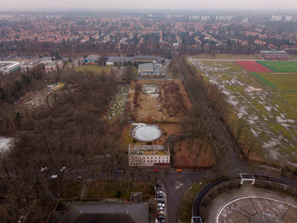 Prywatny akademik jednak powstanie na terenie Stadionu Olimpijskiego. Sąd zakończył kilkuletni spór – Prywatny akademik jednak powstanie na terenie Stadionu Olimpijskiego.