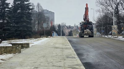 Zmiana organizacji ruchu na kłodzkim moście. Do kiedy potrwają utrudnienia?