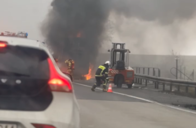 Pożar na autostradzie A4 pod Legnicą. Spłonęła ciężar&oacute;wka - zobacz nagranie