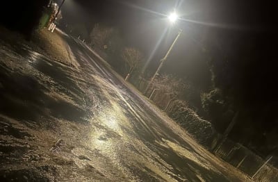 Paraliż na drogach w powiecie wołowskim. Piaskarki wylądowały w rowach, zwołano sztab kryzysowy
