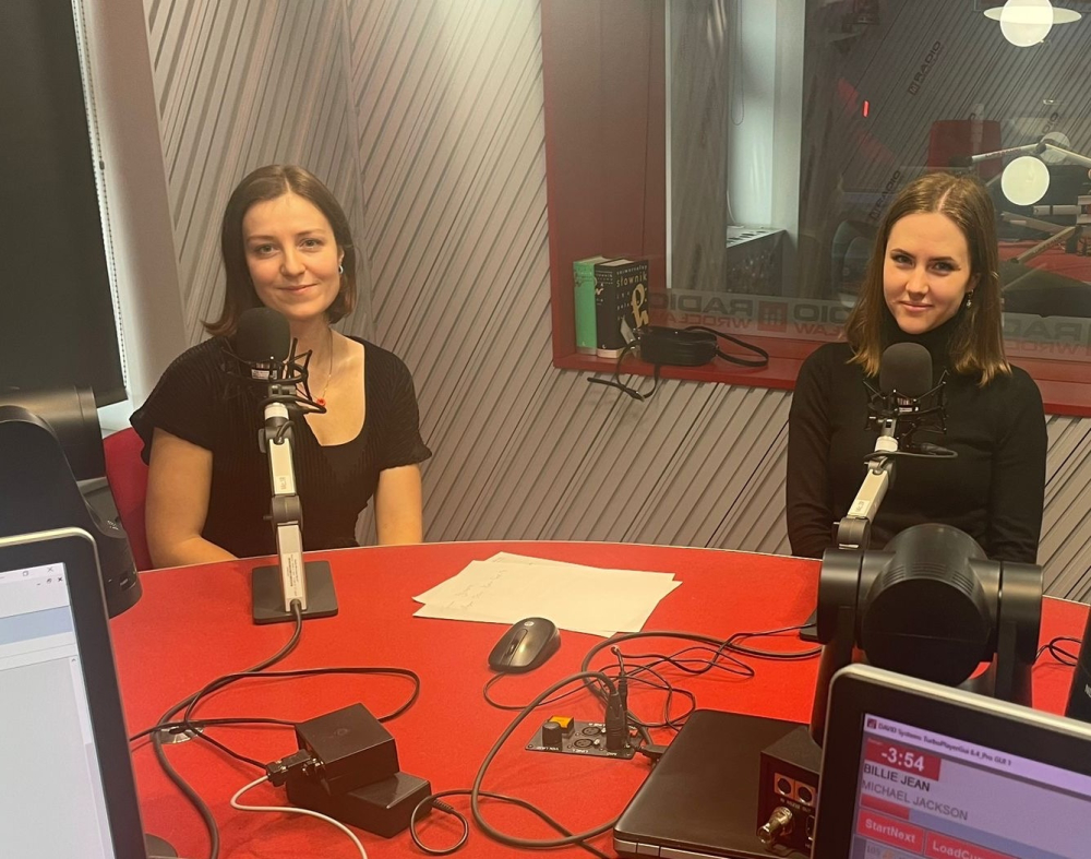 Chwalimy swoje: Iga Staszczak i Antonina Wolska. Artystki, które odnawiają stare szkło i porcelanę - Iga Staszczak i Antonina Wolska w studiu Radia Wrocław.