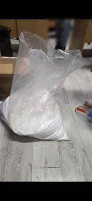Kłodzko: Samochodem przewozili kilogramy narkotyków. Czterej młodzi mężczyźni zatrzymani - 0