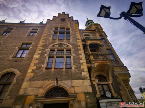 Jaworski magistrat jak z "Opowieści z Narnii" - tutaj szafa prowadzi na wieżę! Remont odkryje kolejne sekrety? - 7