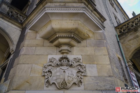 Jaworski magistrat jak z "Opowieści z Narnii" - tutaj szafa prowadzi na wieżę! Remont odkryje kolejne sekrety? - 9