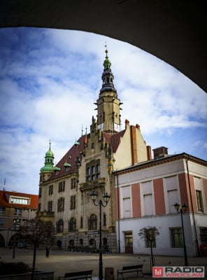 Jaworski magistrat jak z "Opowieści z Narnii" - tutaj szafa prowadzi na wieżę! Remont odkryje kolejne sekrety? - 4