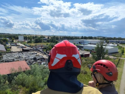 Głogowska bomba ekologiczna do utylizacji. To 3600 ton chemikali&oacute;w na prywatnym terenie
