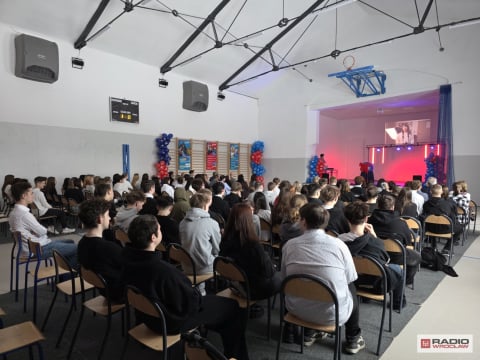 Wałbrzyscy uczniowie mają nową salę gimnastyczną. "Jest ślicznie" - 5