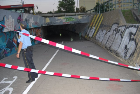Zalana ul. Traugutta. To nie pierwsza awaria w tym miejscu. Zobaczcie, jak było w 2008 roku - 9
